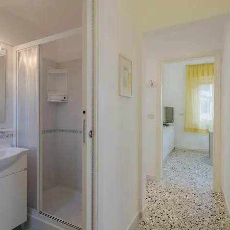 Manuela By Interhome * Marina di Pietrasanta